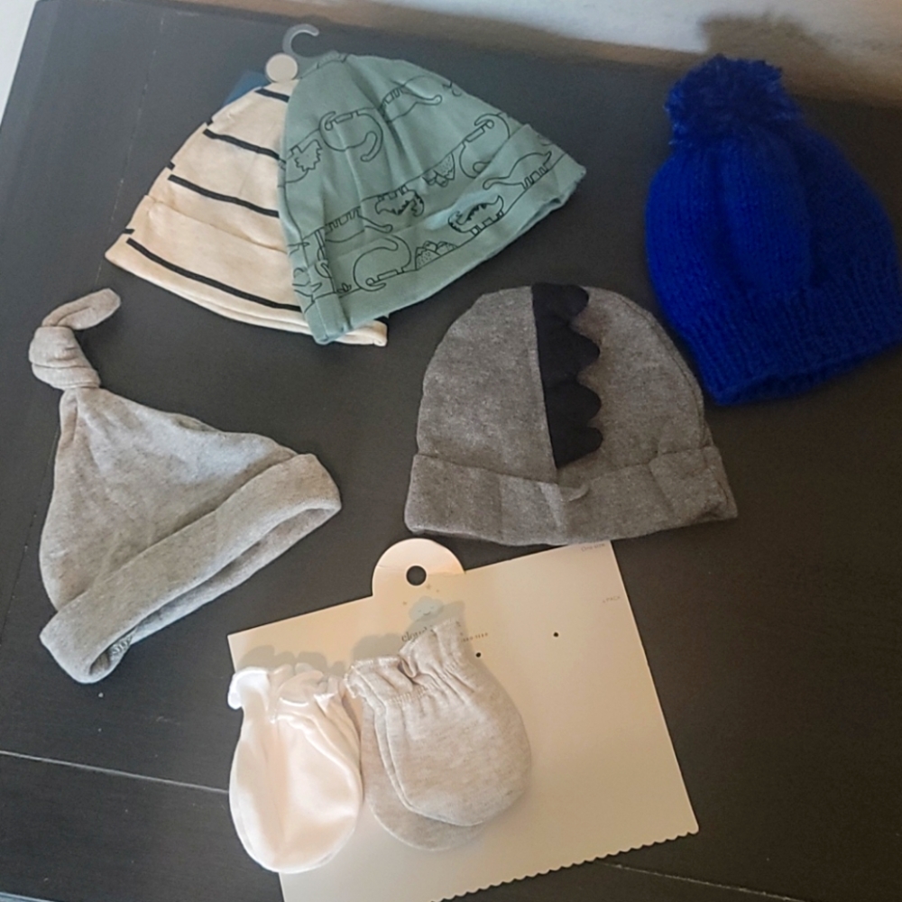 Baby hat and mit bundle